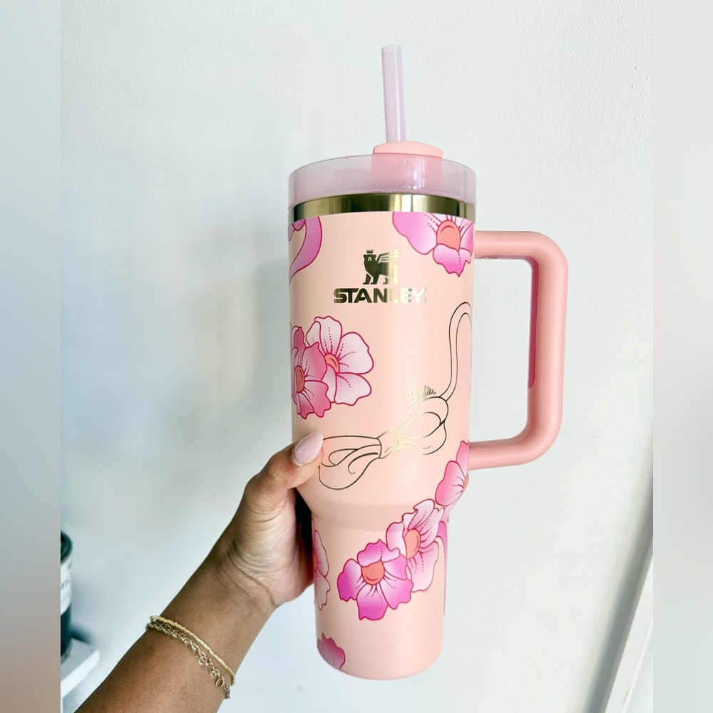 Barbie x Stanley '80s Peaches 'N Cream 40 oz Quencher - Brand New